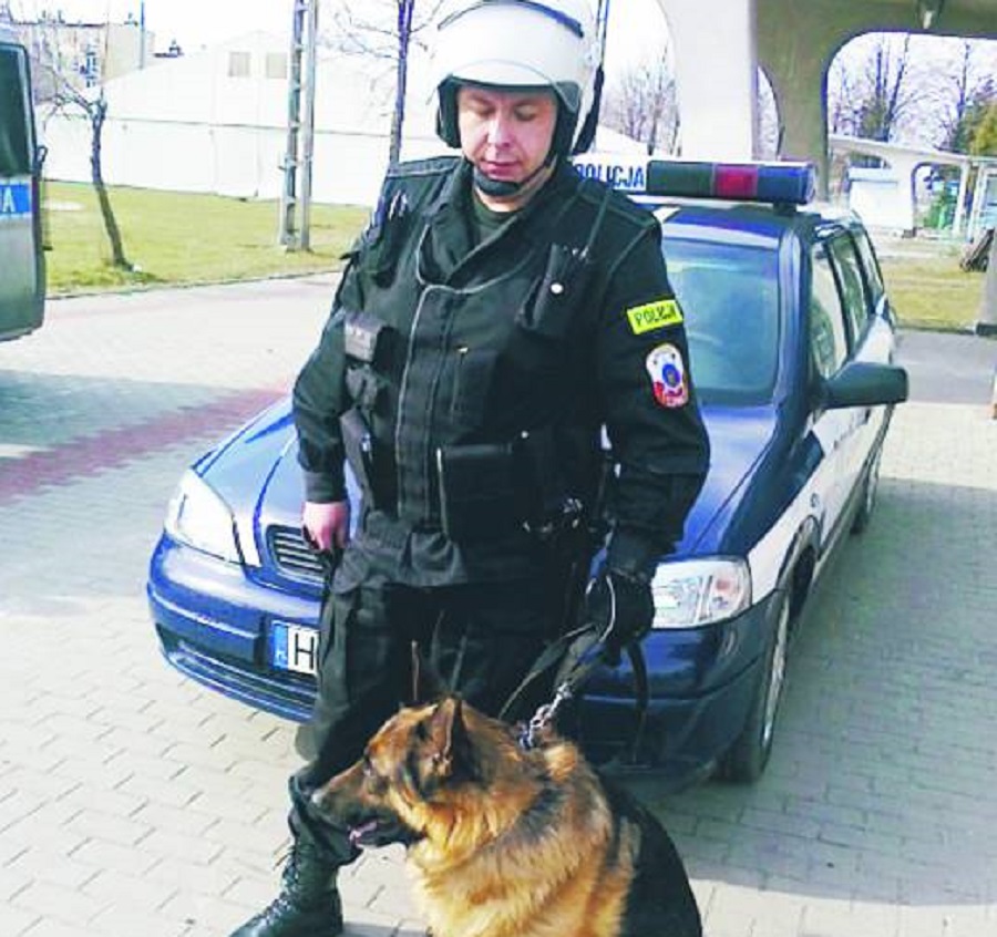 O służbie psów opowiada aspirant sztabowy Paweł Duszkiewicz, funkcjonariusz z Komendy Powiatowej Policji w Mielcu. - Zdjęcie główne