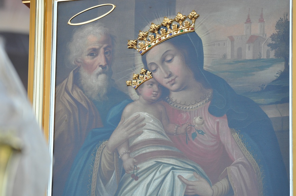 Mija rok od koronacji obrazu Matki Bożej w Chorzelowie. Sanktuarium zaprasza w niedzielę na festyn - Zdjęcie główne