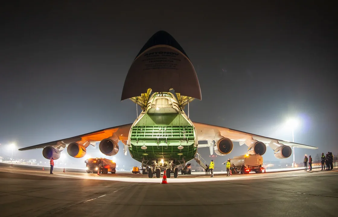 Wiemy co przewoził i dla kogo największy samolot na świecie [ZDJĘCIA, WIDEO] - Zdjęcie główne