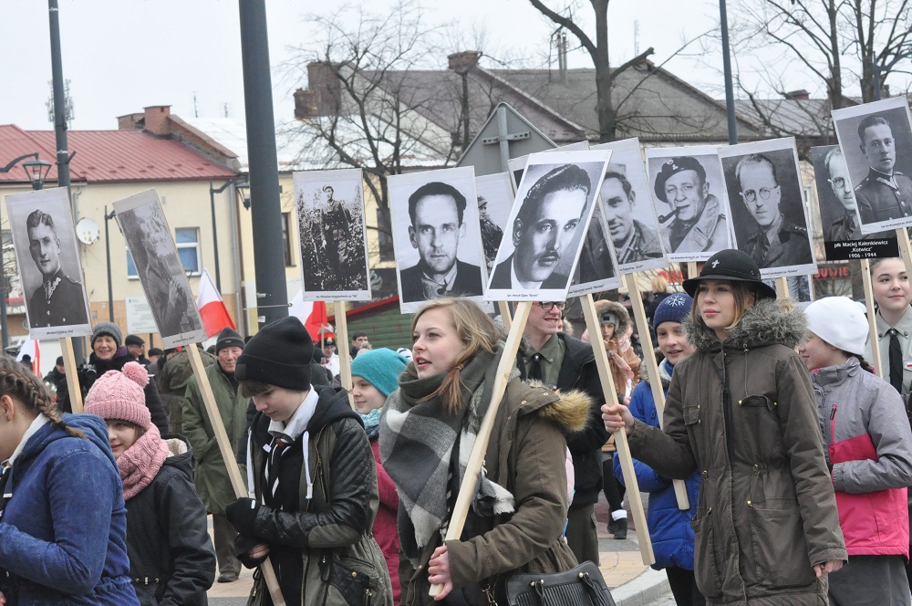 [FOTO, AUDIO, VIDEO] Tłumy na Marszu Żołnierzy Wyklętych - Zdjęcie główne