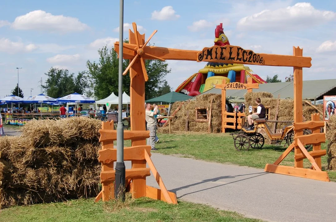 Piknik Country w Mielcu. Zobacz jak bawili się mieszkańcy na kowbojskiej imprezie