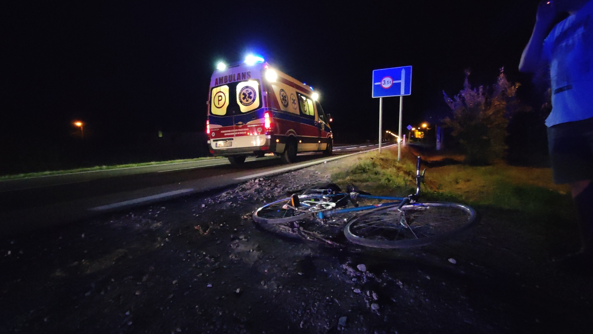 Potrącenie pieszego. Są utrudnienia w ruchu! [FOTO, VIDEO] - Zdjęcie główne