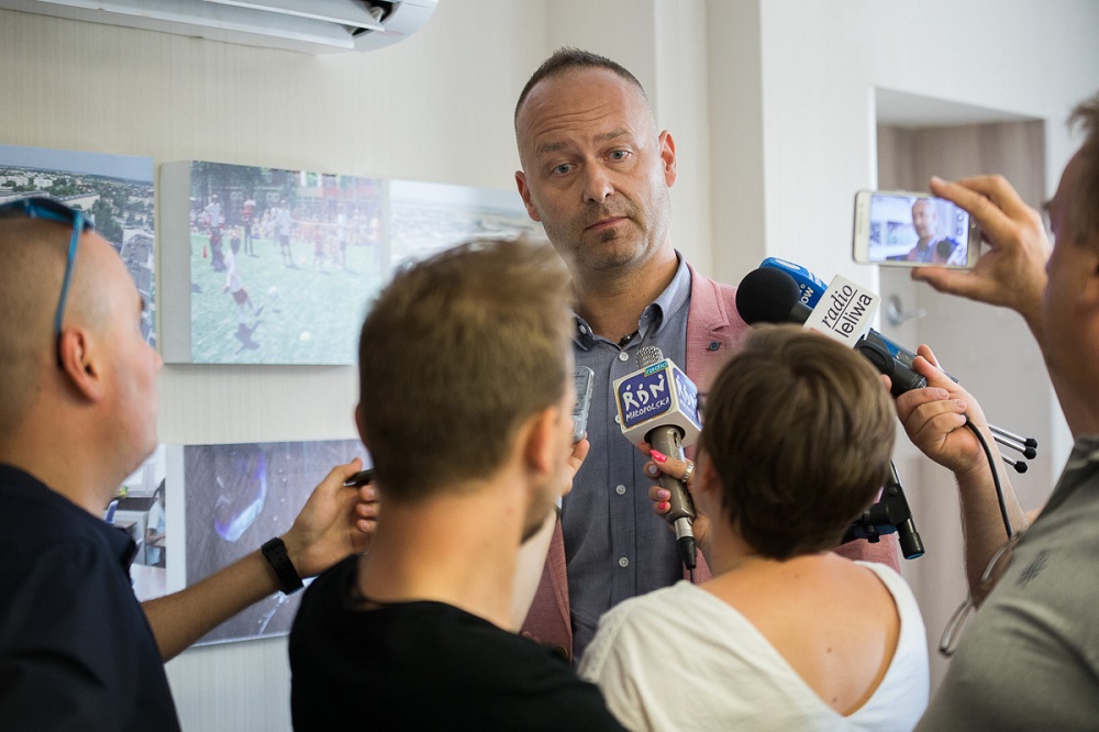 Przedstawiciele protestujących nie są zadowoleni z treści pozwolenia zintegrowanego: "Walczyliśmy o monitoring dla wszystkich emitorów" [AUDIO] - Zdjęcie główne