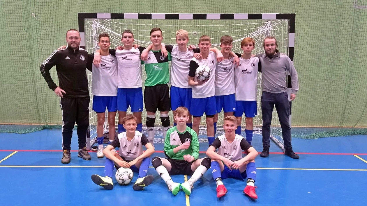 Uczniowie SMS z awansem w Futsalowych Mistrzostwach Polski - Zdjęcie główne