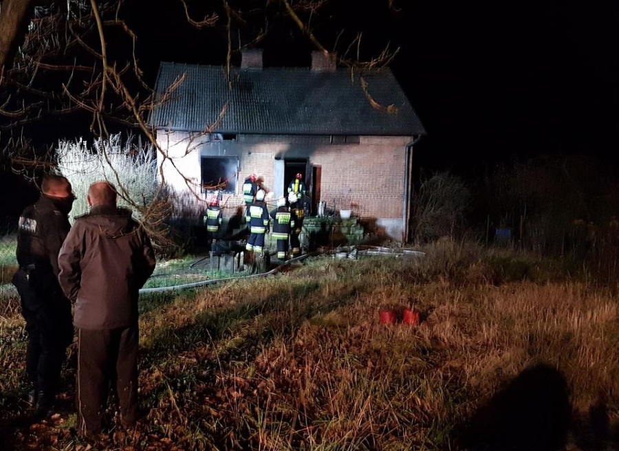 Pożar domu w wigilię na Wojsławiu - Zdjęcie główne