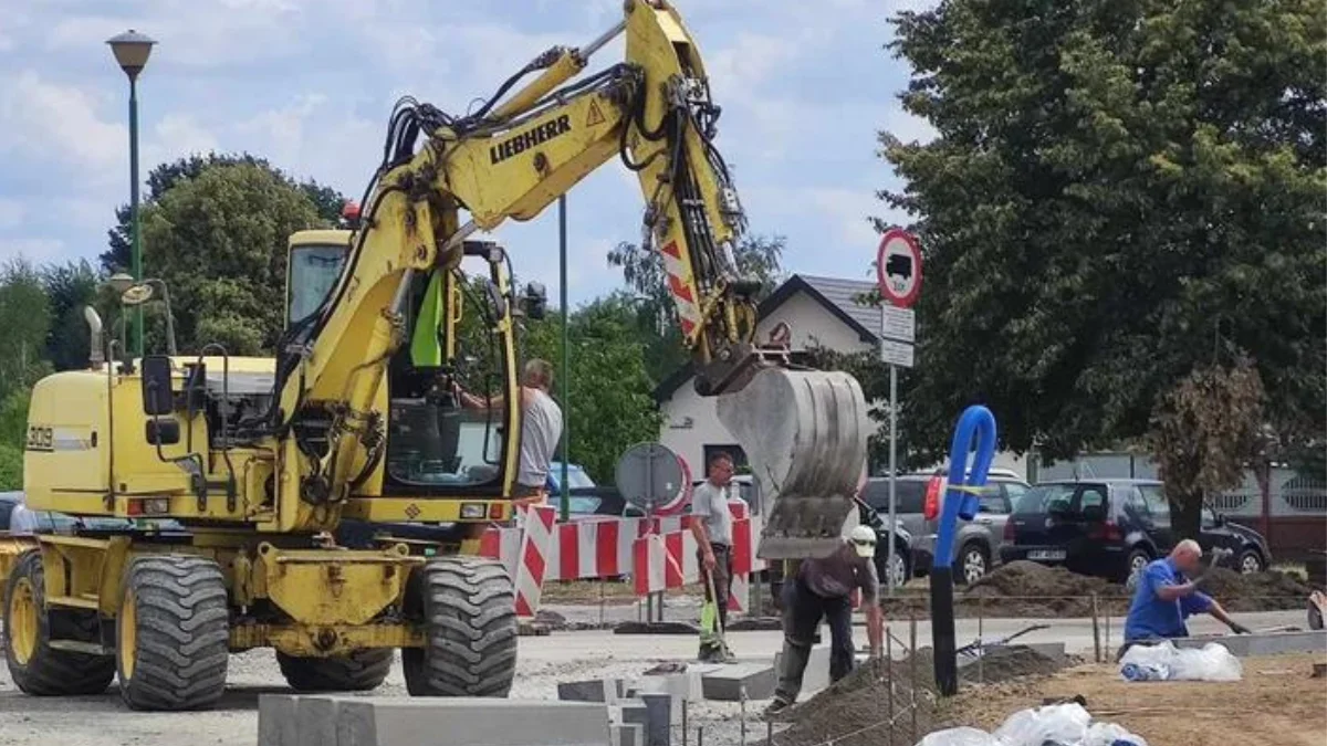 Przedłużone prace na ul. Szafera. Utrudnienia potrwają o miesiąc dłużej - Zdjęcie główne