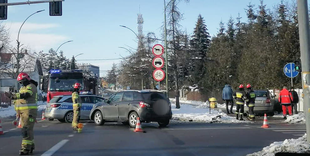 Wypadek na ul. Wojsławskiej. Jedna osoba została ranna! - Zdjęcie główne