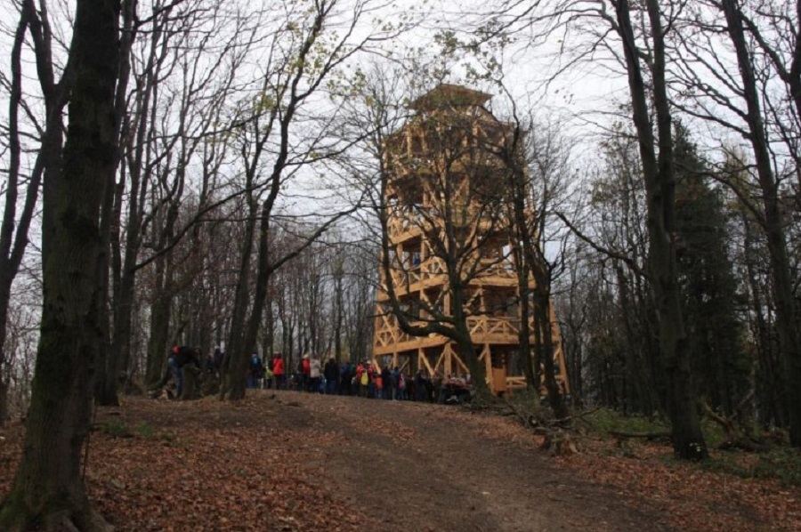 Nowa atrakcja turystyczna. Widać z niej Bieszczady i Tatry - Zdjęcie główne