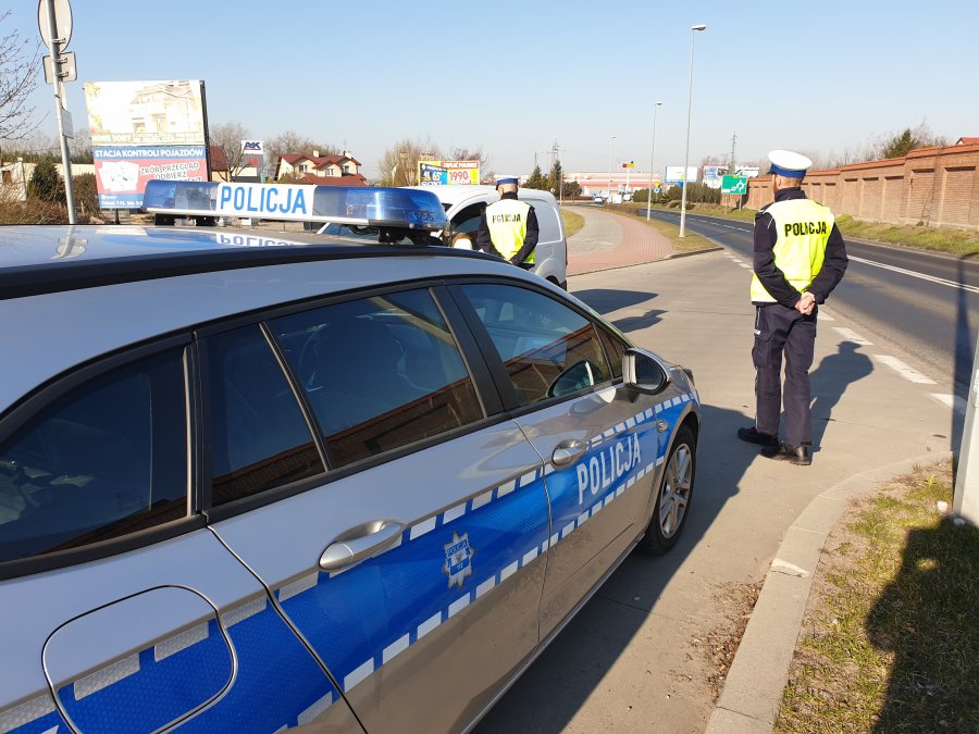 Mielec. Policja prowadzi kontrole samochodów - Zdjęcie główne