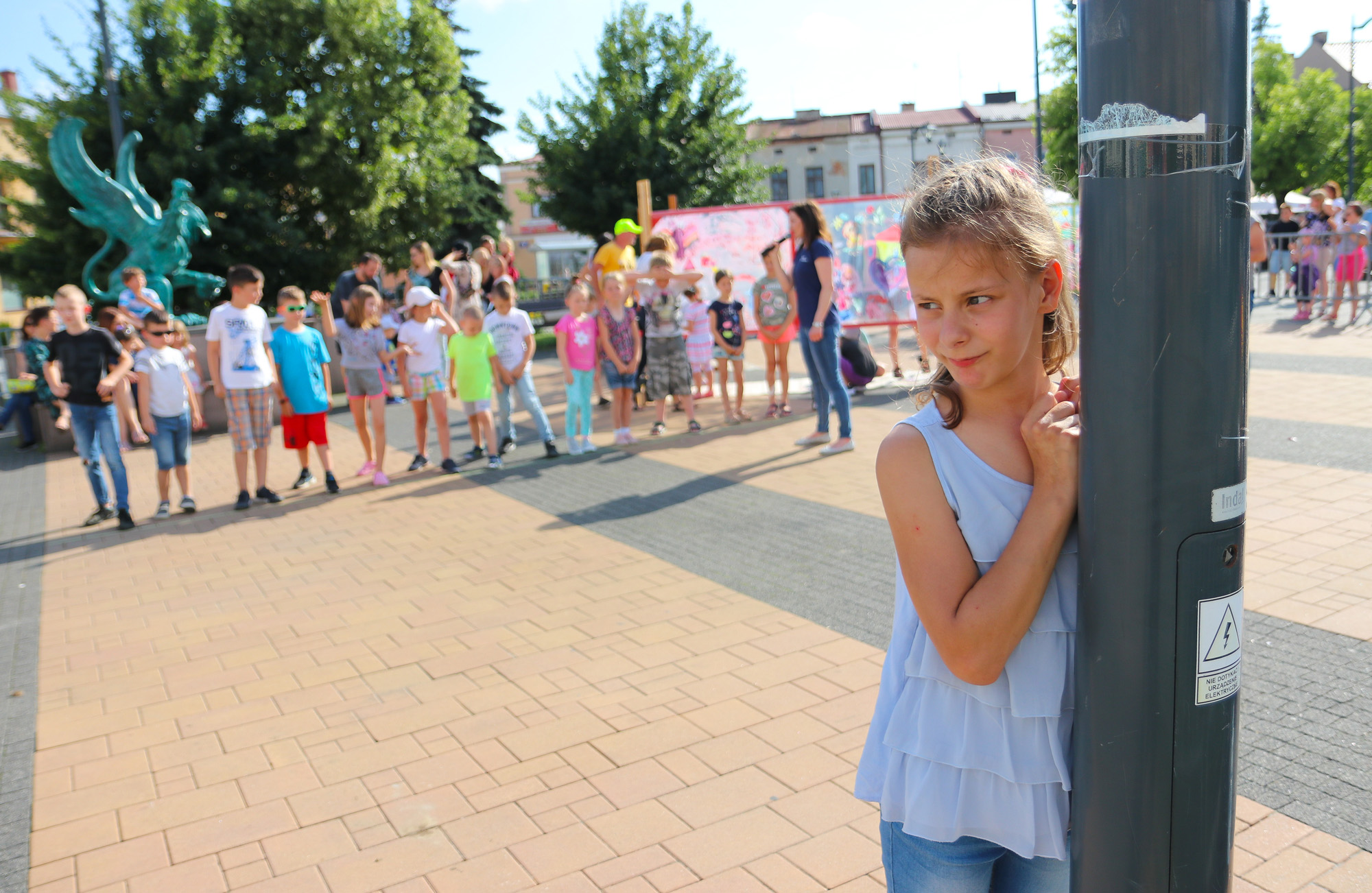 Ruszył letni sezon artystyczny na rynku Starego Miasta w Mielcu [ZDJĘCIA] - Zdjęcie główne