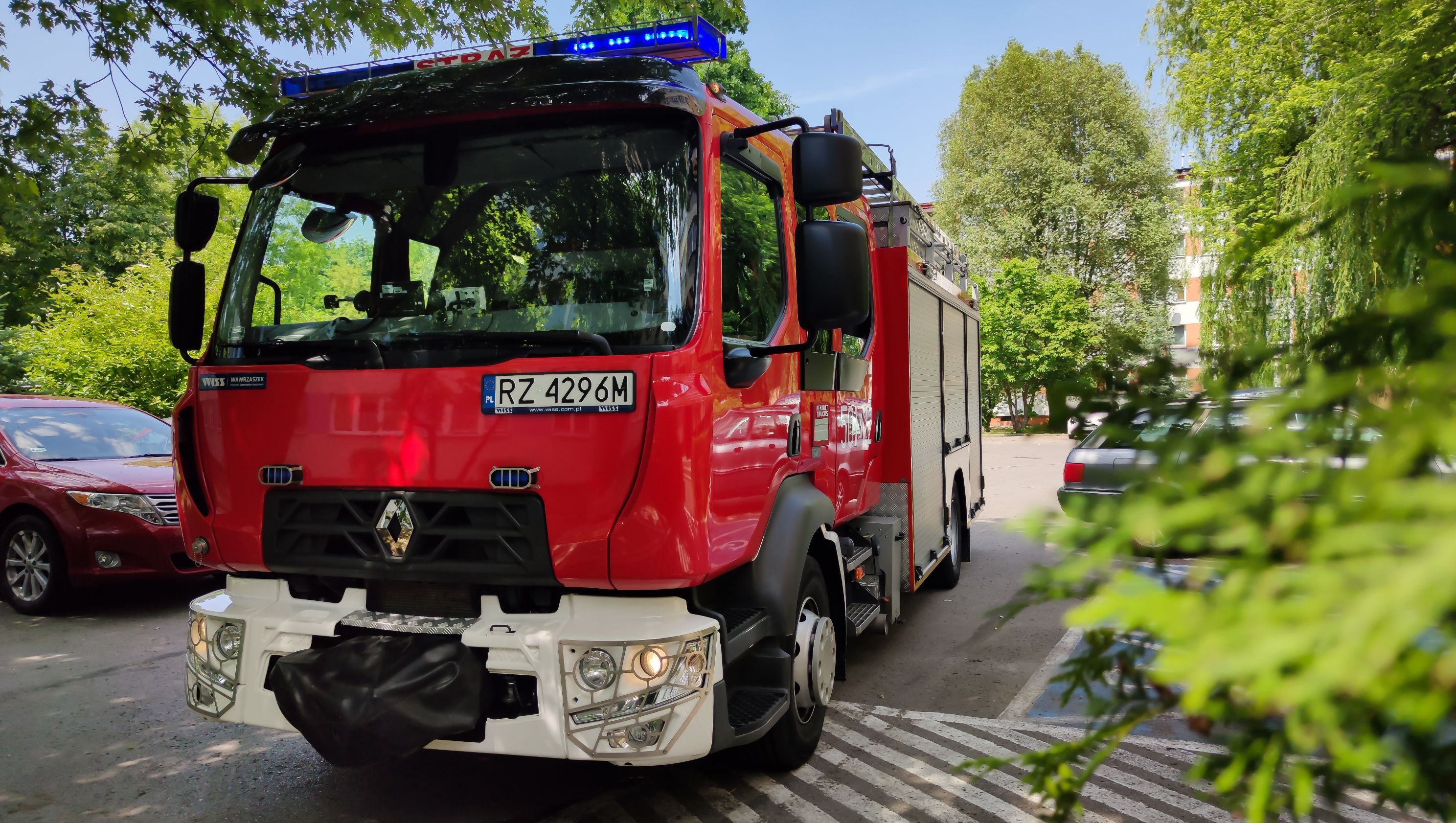 Interwencja Straży Pożarnej przy ul. Ducha Świętego [FOTO, VIDEO] - Zdjęcie główne