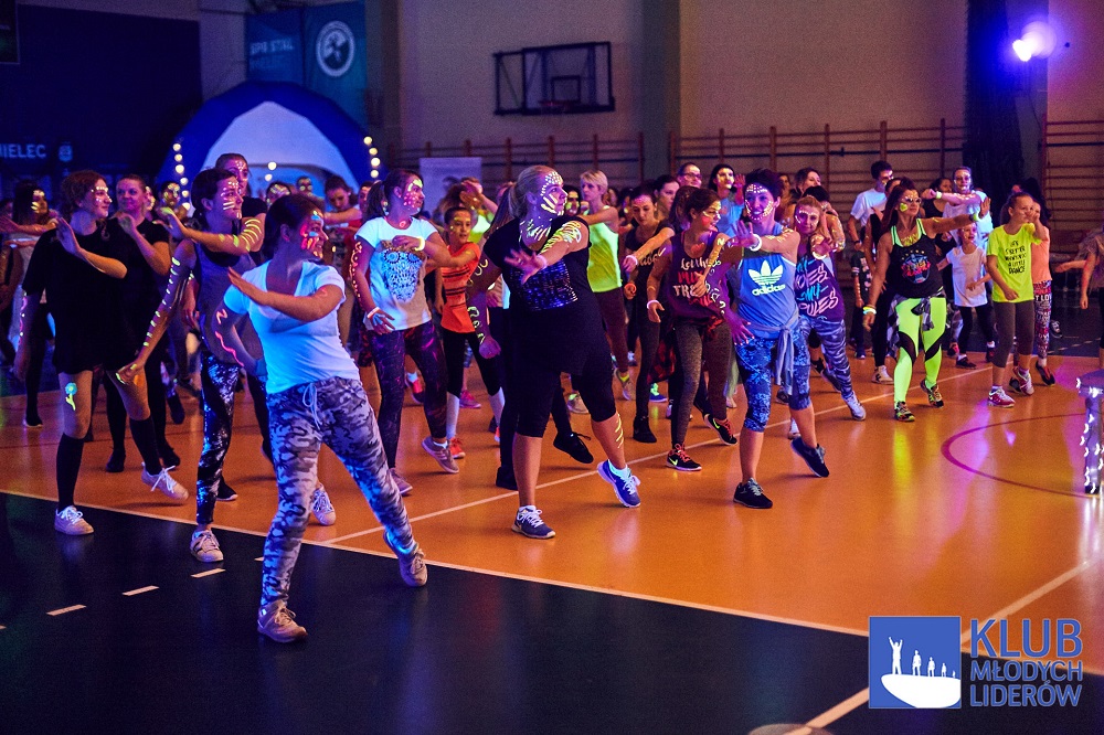 "Ferie zakończone tanecznym krokiem..." - finał akcji Zumba Maraton  - Zdjęcie główne