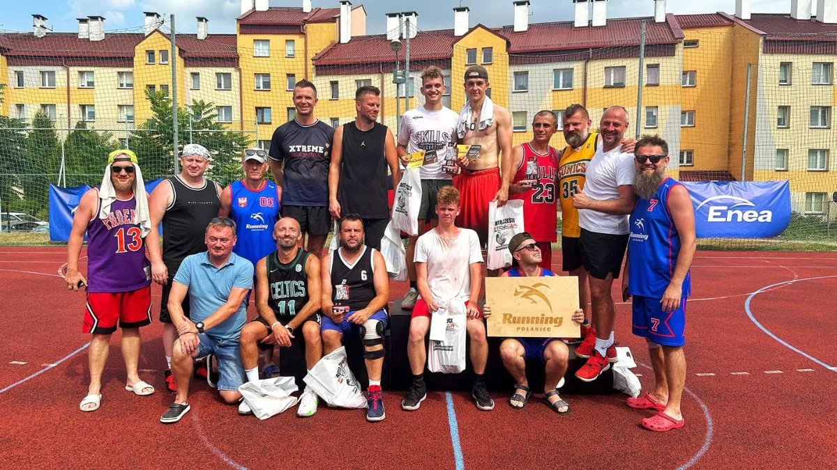 Znamy zwycięzcę sobotniego Turnieju Połaniec Street Basket Cup [ZDJĘCIA] - Zdjęcie główne