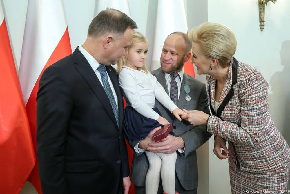 Bohater z "Górnika" - nauczyciel odznaczony przez prezydenta Polski [FOTO] - Zdjęcie główne