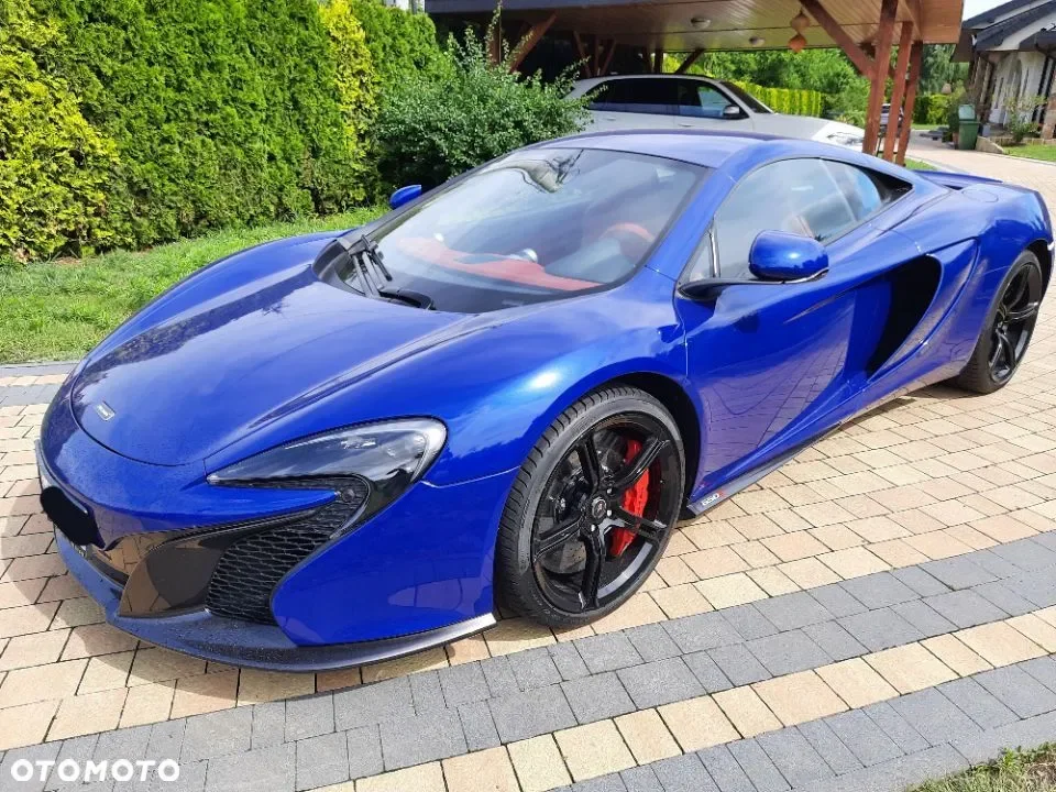 McLaren 650S Coupe -  Rok produkcji: 2015; Przebieg: 11 250 km, benzyna - cena: 762 600 złotych. Miejsce: Dębica.