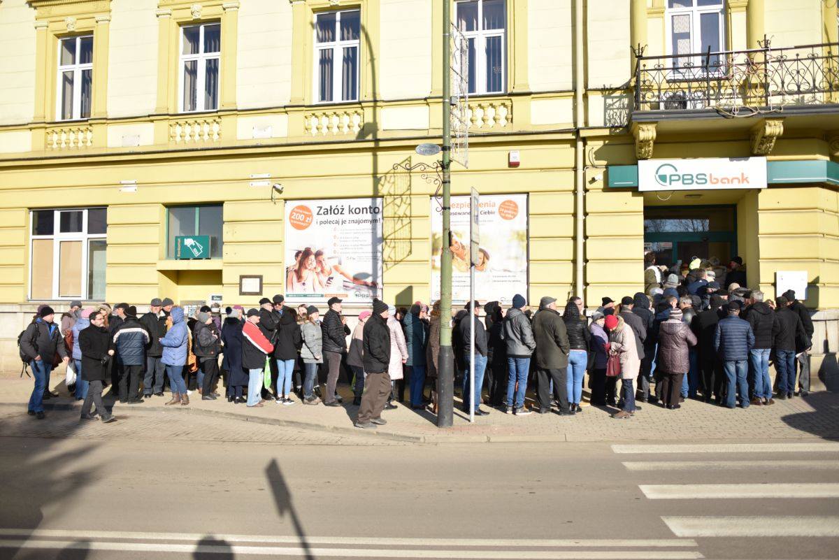 AFERA PBS: Sypią się oświadczenia. A kto realnie pomoże samorządom? - Zdjęcie główne