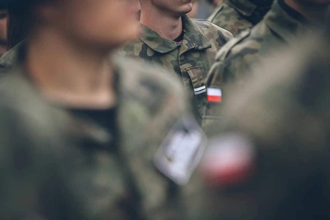 Armia szuka osób do pracy. Od kościelnego po kucharza. Sprawdź ile możesz zarobić przy pomocy US Army - Zdjęcie główne