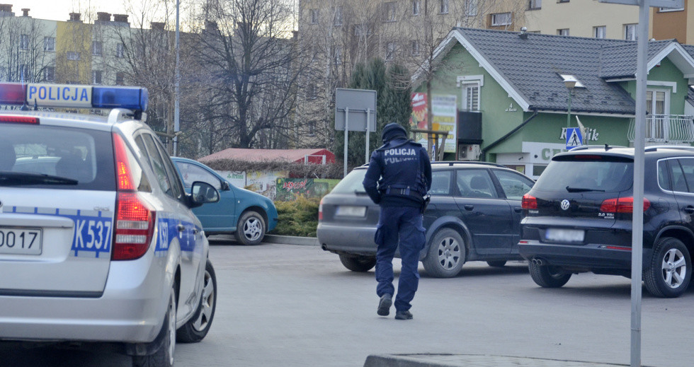 Kompletnie pijana kobieta jechała wężykiem. Nie uwierzysz ile promili miała - Zdjęcie główne