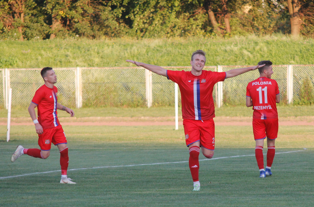 Pierwsze zwycięstwo Polonii ! Hat-trick Piątka [FOTO] - Zdjęcie główne