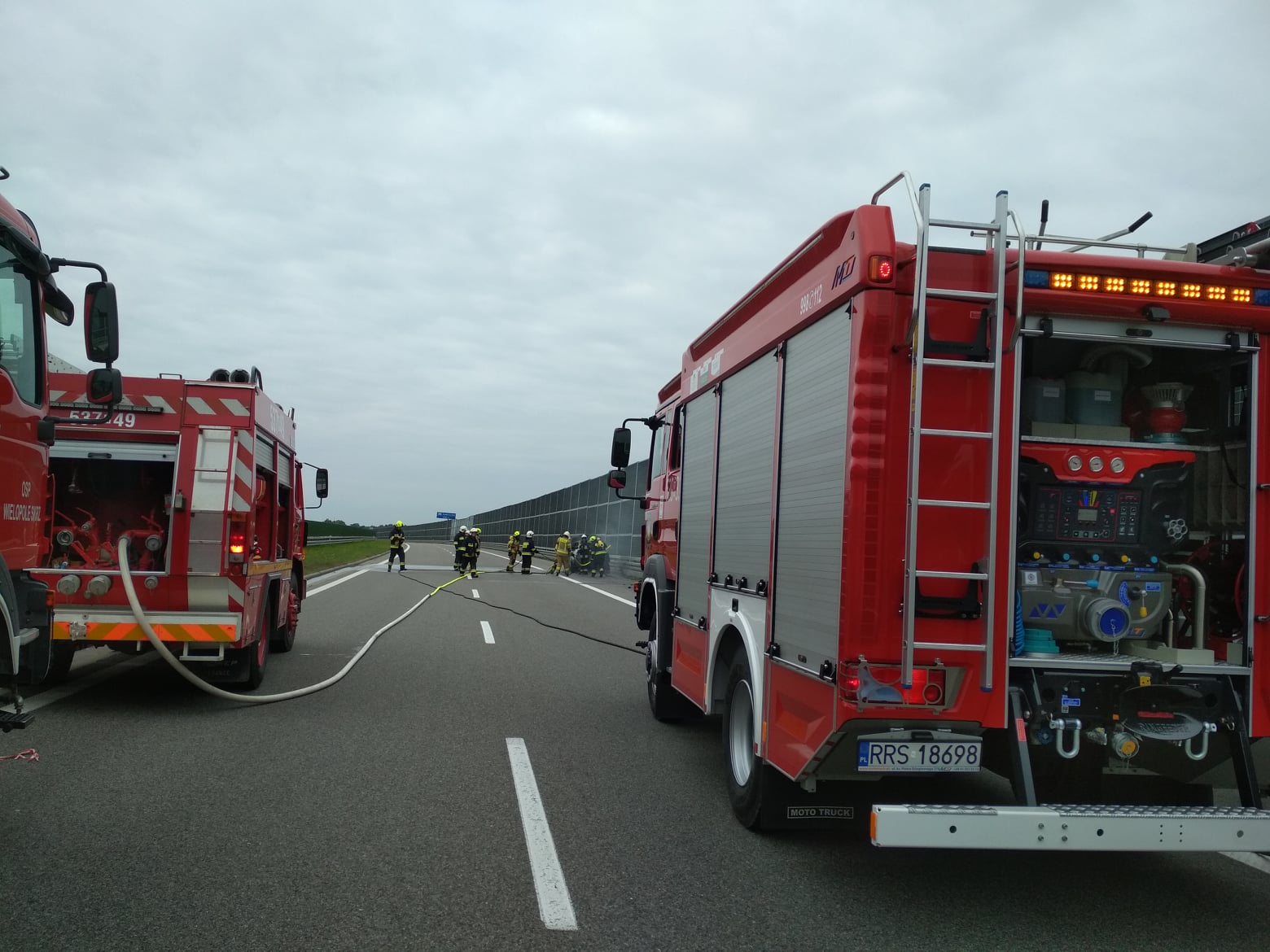 Uwaga kierowcy! Zablokowana autostrada A4 w kierunku Krakowa! [ZDJĘCIA] - Zdjęcie główne