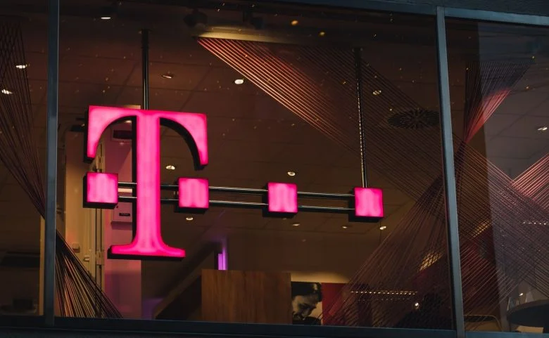 Klienci T-Mobile mieli kłopoty z brakiem zasięgu. To był atak hakerów! - Zdjęcie główne