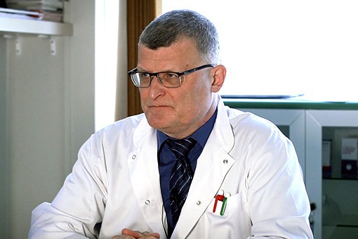 Dr Paweł Grzesiowski: - To źle, że upowszechniono leczenie amantadyną przed badaniami klinicznymi. To grzech! - Zdjęcie główne