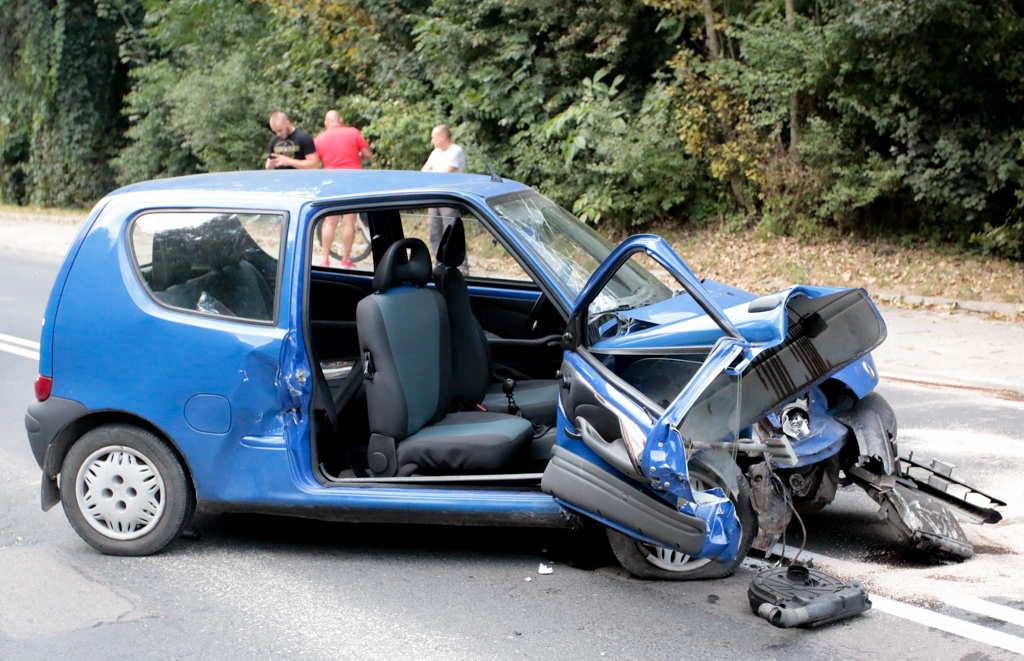 Nie uratowali pasażerki po wypadku w Przemyślu - Zdjęcie główne