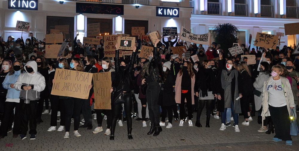 Szefowa Strajku Kobiet w Stalowej Woli: - PiS już się kończy! - Zdjęcie główne