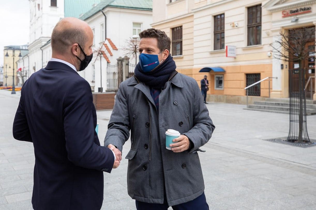 Konrad Fijołek i Rafał Trzaskowski