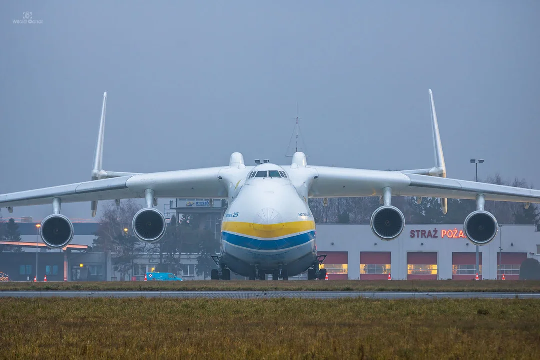 Antonov An-225 Mrija zostanie odbudowany. Koszt remontu może wynieść nawet 3 miliardy dolarów [ZDJĘCIA] - Zdjęcie główne