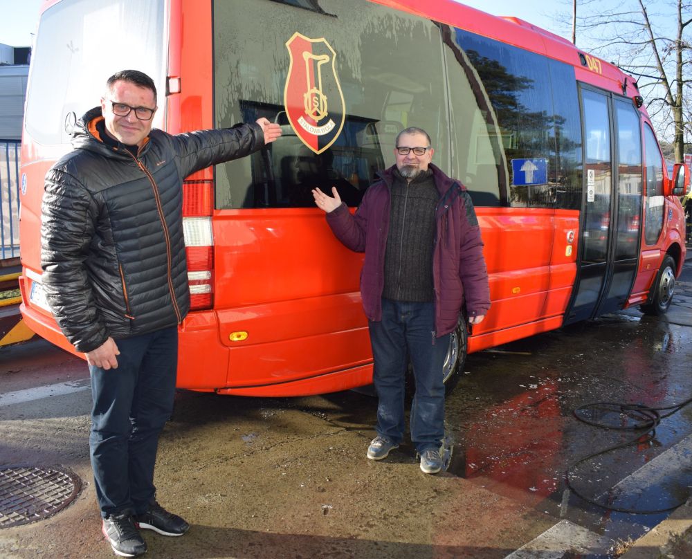 Odnowili autobus miejski, który zniszczyli wandale. Za DARMO [FOTO] - Zdjęcie główne