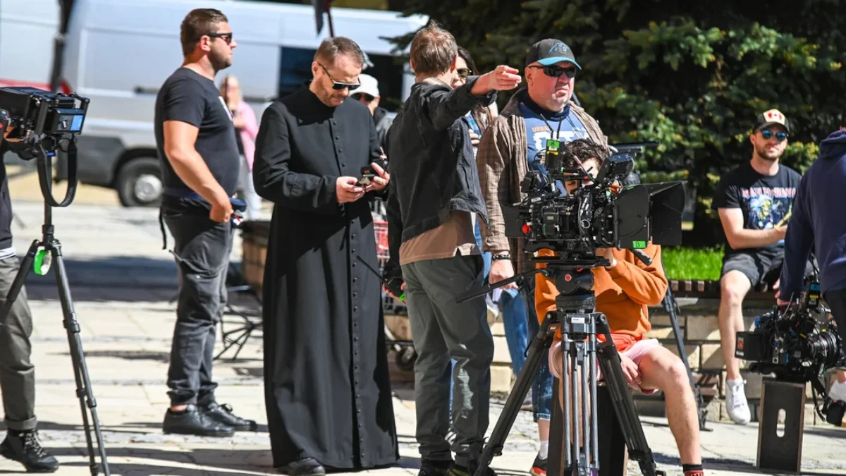 Będą nagrywać "Ojca Mateusza" w Sandomierzu. Trwa nabór do najnowszych odcinków. Zobacz kogo poszukują i ile płacą - Zdjęcie główne