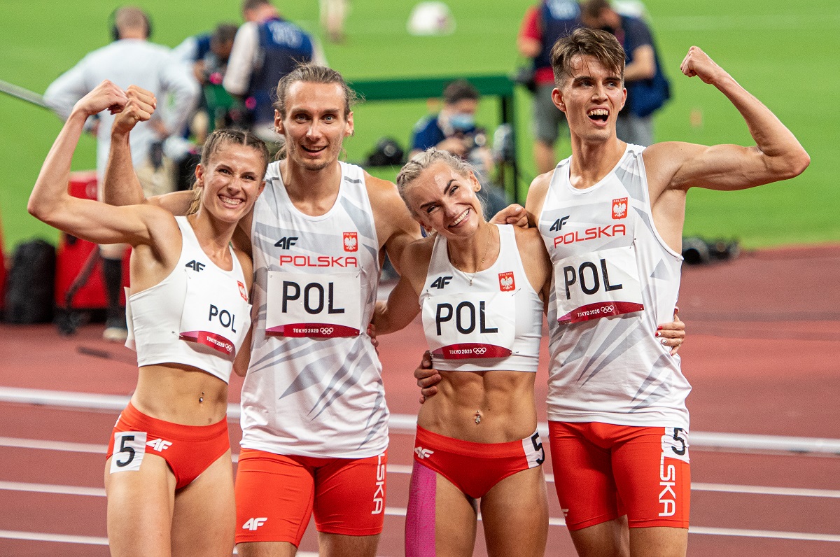 ZŁOTY MEDAL dla POLSKI! Piękny bieg naszej sztafety! [WIDEO, ZDJĘCIA] - Zdjęcie główne