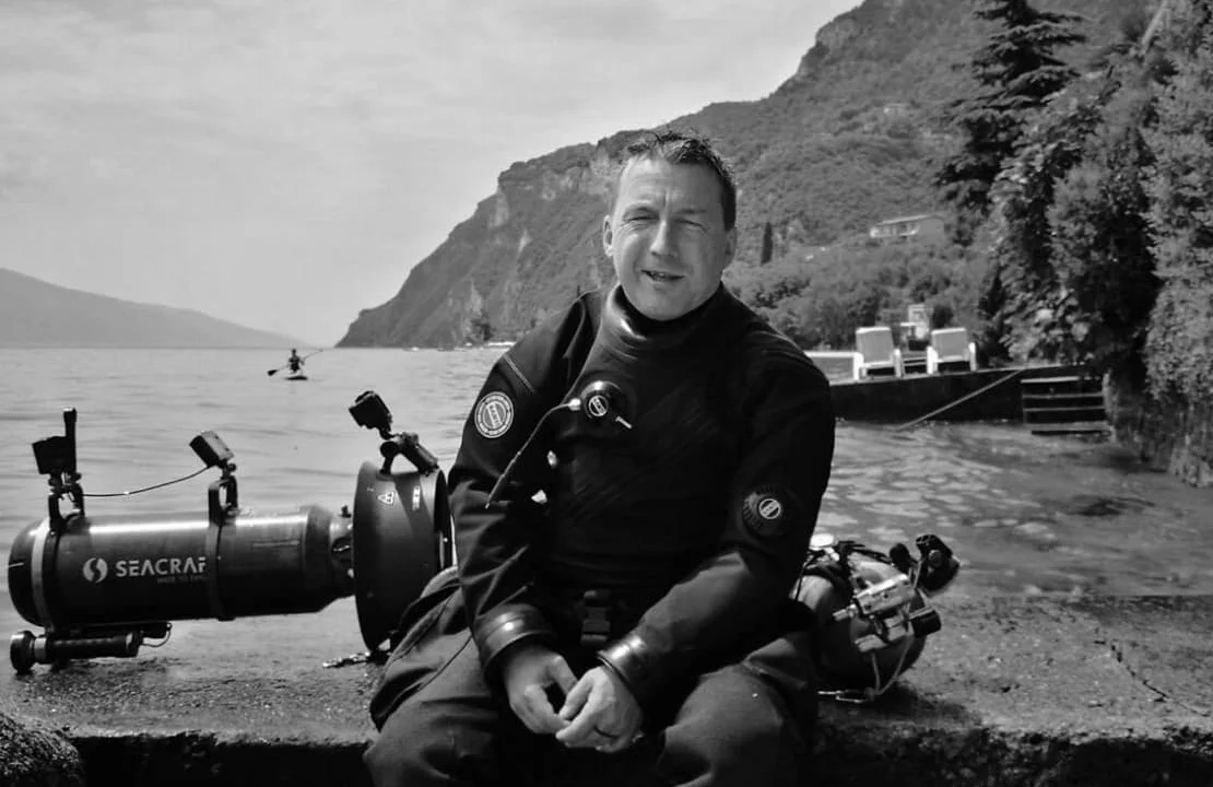Podczas nurkowania w Jeziorze Garda zginął Jarosław Macedoński. To nurek z Podkarpacia i rekordzista świata! - Zdjęcie główne