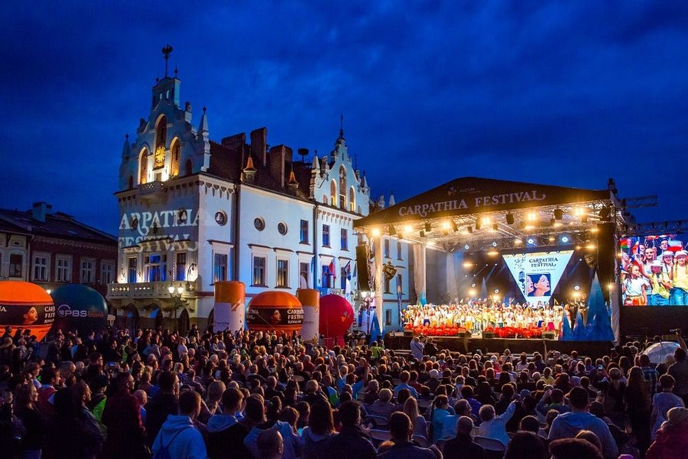 RZESZÓW: Powrót imprez kulturalno-rozrywkowych - Zdjęcie główne