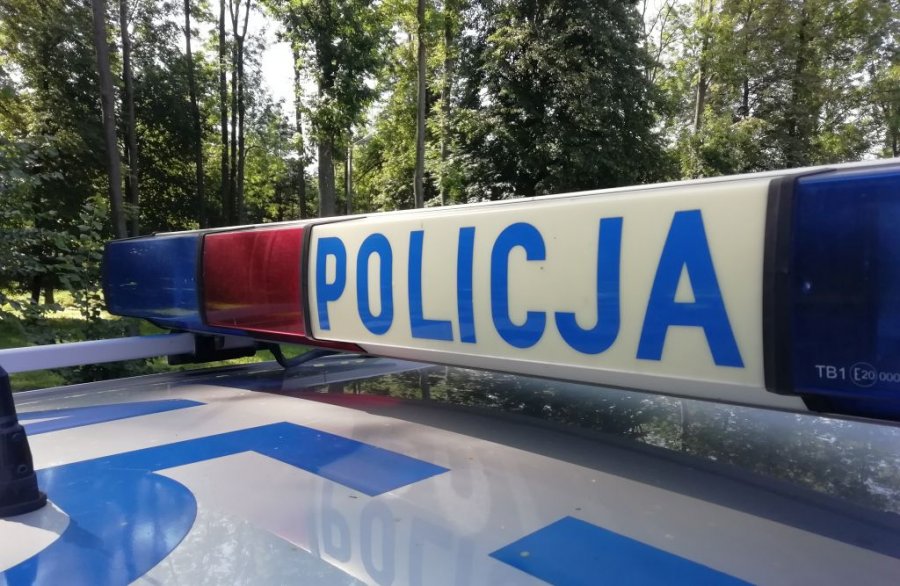 Przebywała na kwarantannie - zignorowała ją dla praktyk w salonie fryzjerskim - Zdjęcie główne