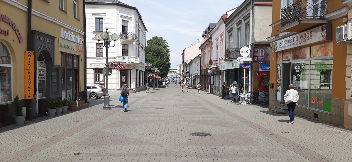 Problemy z przebudową kolejnej ulicy deptaka w Rzeszowie - Zdjęcie główne