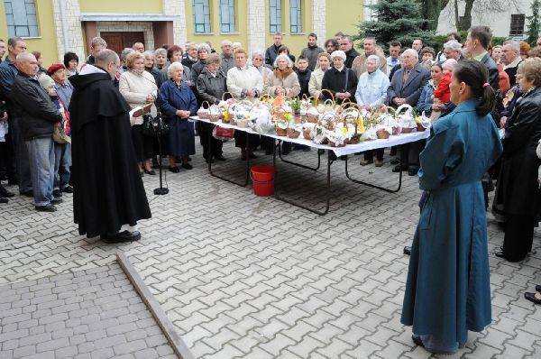 WIELKI TYDZIEŃ i WIELKANOC w dobie pandemii. Są kościelne wytyczne - Zdjęcie główne