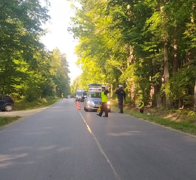 Dramat na drodze. 70-letni rowerzysta zginął na miejscu! - Zdjęcie główne