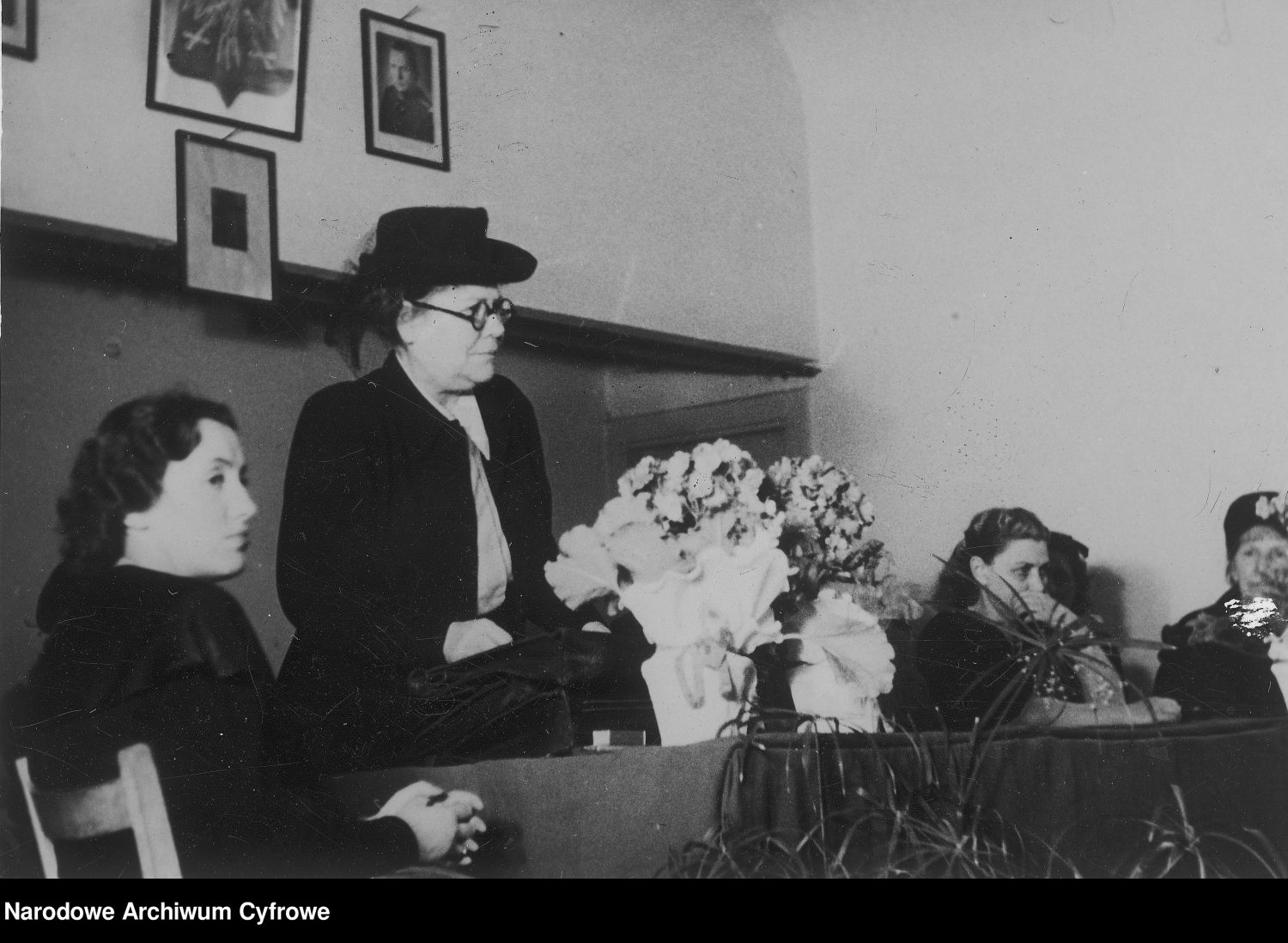 Spotkanie na Dzień Kobiet - 1948 rok
