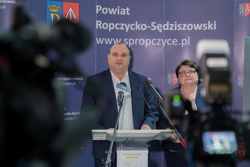 AFERA PBS: Powiat STRACIŁ FORTUNĘ! - Zdjęcie główne