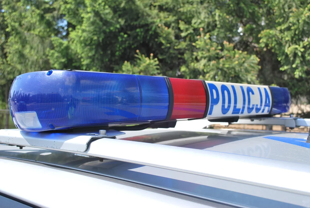 Szukały go dwa sądy. Znalazł go policjant po służbie - Zdjęcie główne