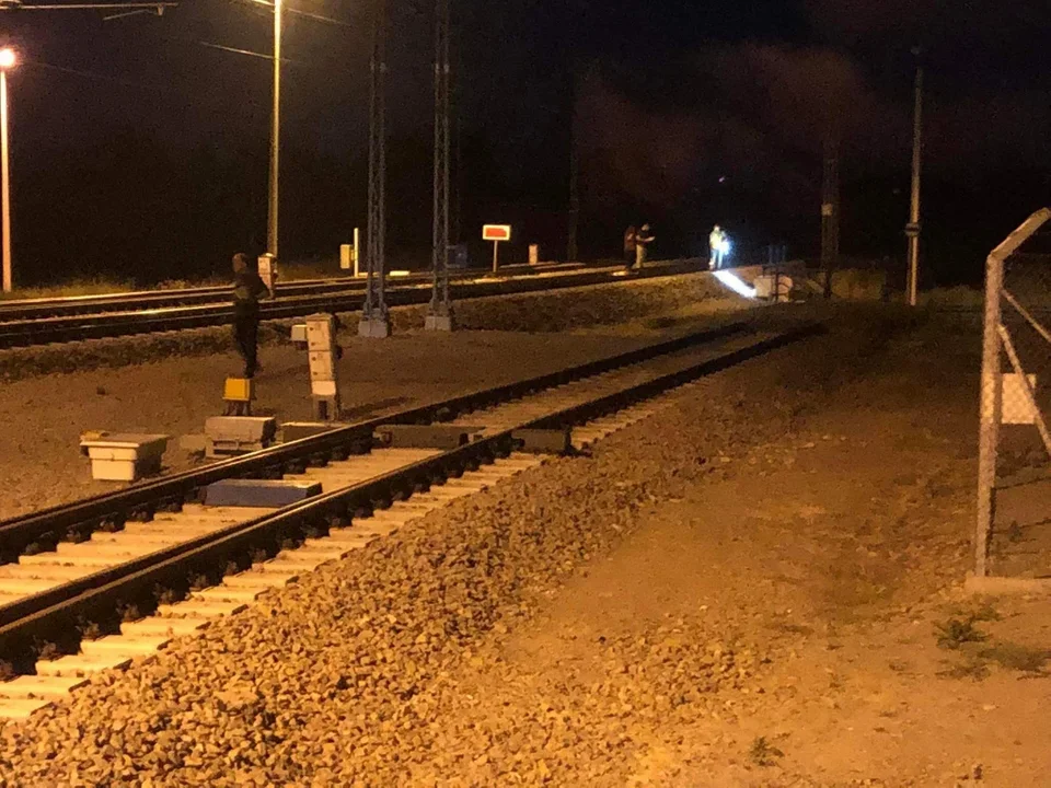 Tragedia na torach! Śmiertelne potrącenie przez pociąg w Sędziszowie Małopolskim! [ZDJĘCIA] - Zdjęcie główne