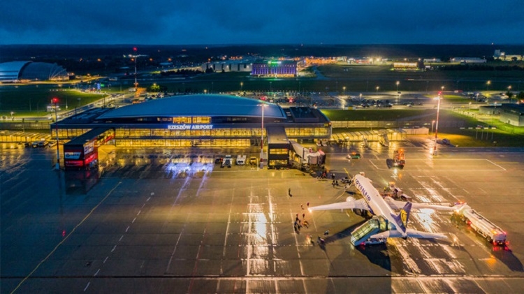 Nowy rozkład lotów na Jasionce. Lufthansa zawiesza współpracę! - Zdjęcie główne