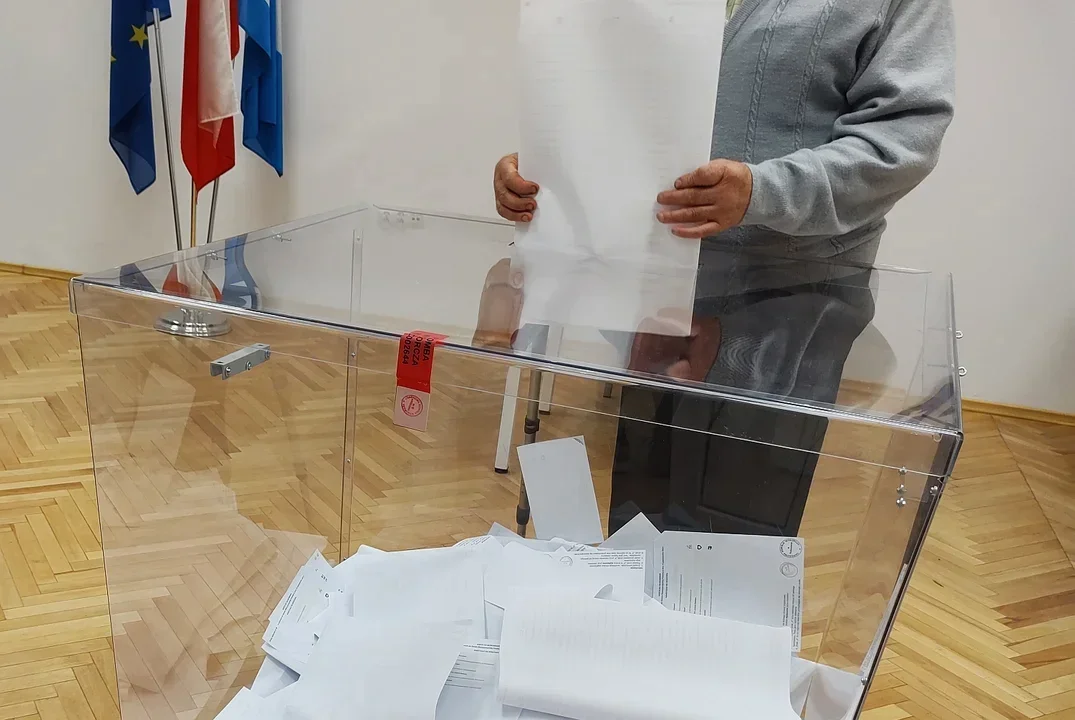 Debata wyborcza w Tarnobrzegu. Oglądaj starcie kandydatów na prezydenta miasta - Zdjęcie główne