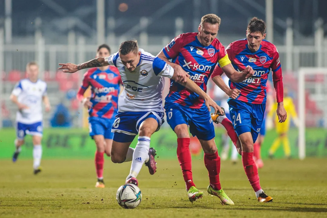 Damian Primel dwoił się i troił. Stal Mielec przegrała z Rakowem w Częstochowie [ZDJĘCIA, WIDEO] - Zdjęcie główne