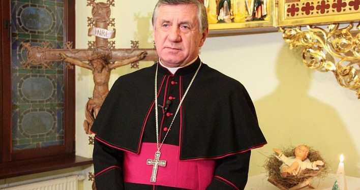 Czy arcybiskup Andrzej Dzięga wiedział o pedofilskich wybrykach swoich podwładnych? Watykan to sprawdza! - Zdjęcie główne
