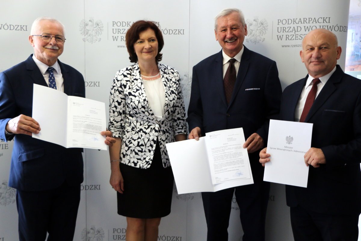 Ponad 10 milionów dla trzech samorządów  - Zdjęcie główne