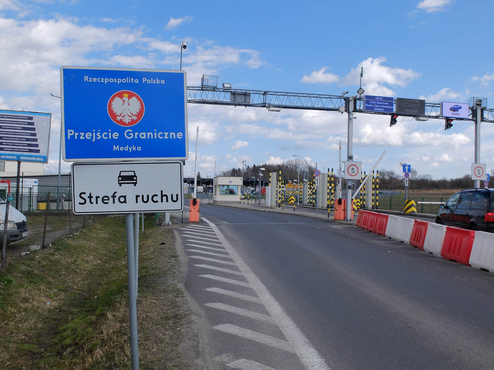 Przejścia graniczne między Polską a Ukrainą zamknięte ze względu na koronawirus - Zdjęcie główne
