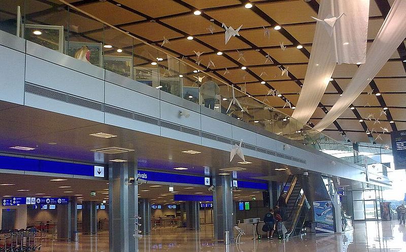 Żadnych przesyłek za należność celną z lotniska w Jasionce NIE MA! - Zdjęcie główne